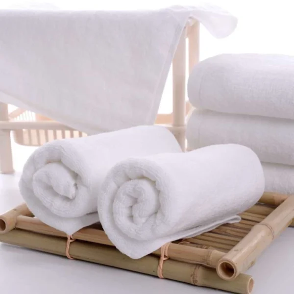 Spreddo-Luxury hotel face towel